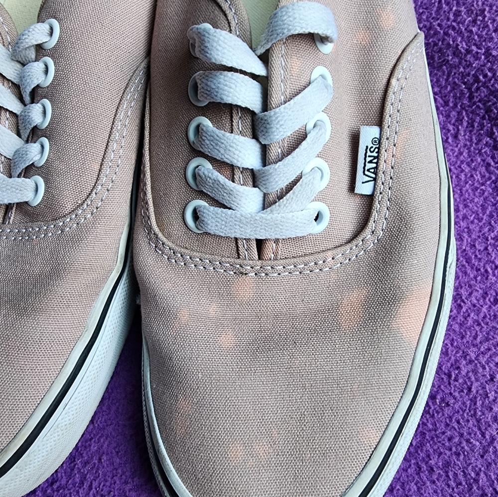 Vans Low Top Sneakers - Picture 2 of 8